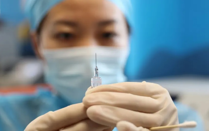 China rushes to vaccinate 50 million as New Year holiday looms
