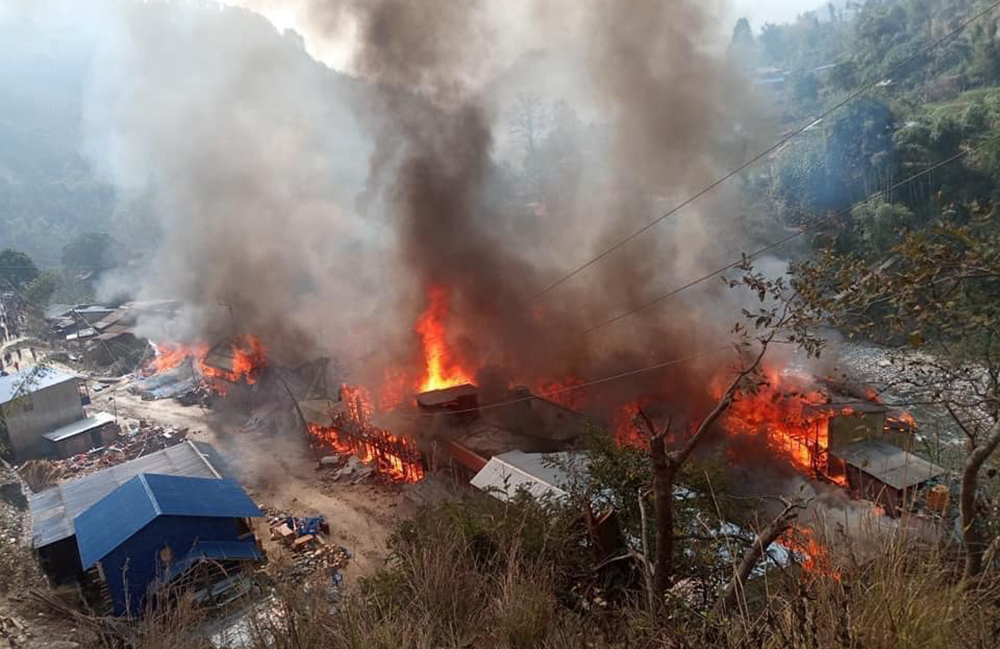 Fire that destroyed 47 houses in Taplejung Dobhan Bazaar now coming under control 