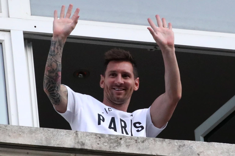 Lionel Messi signs  two-year contract with PSG