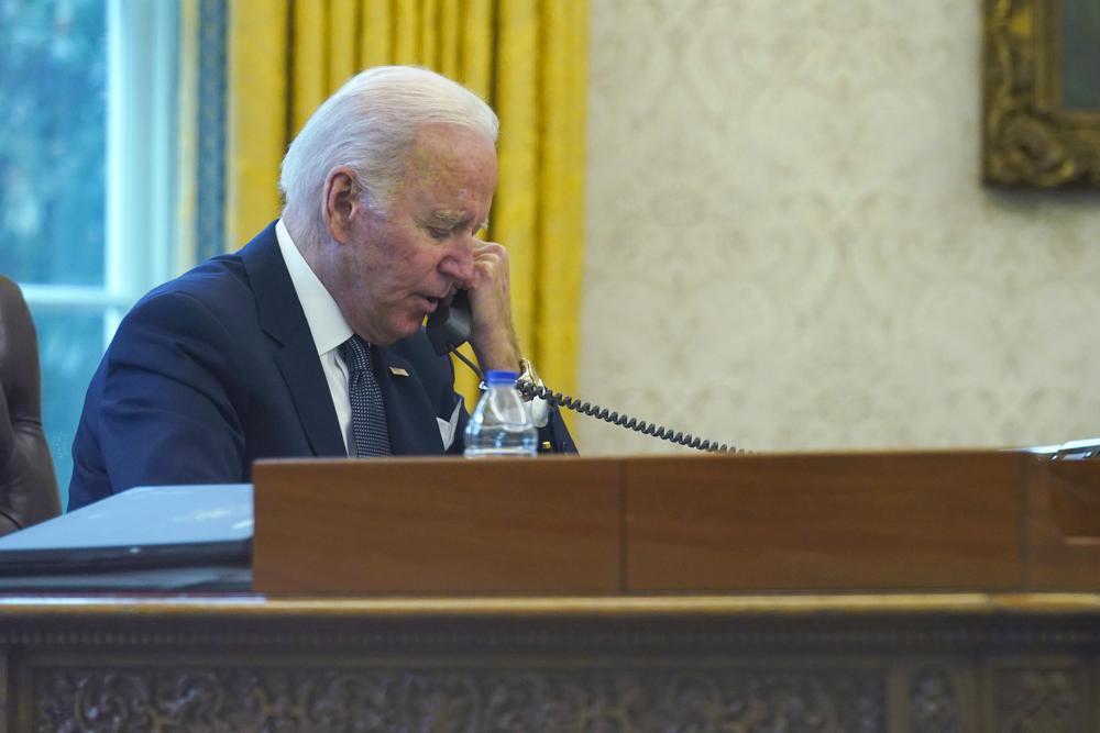 Biden assures Ukraine’s leader of US support to deter Russia