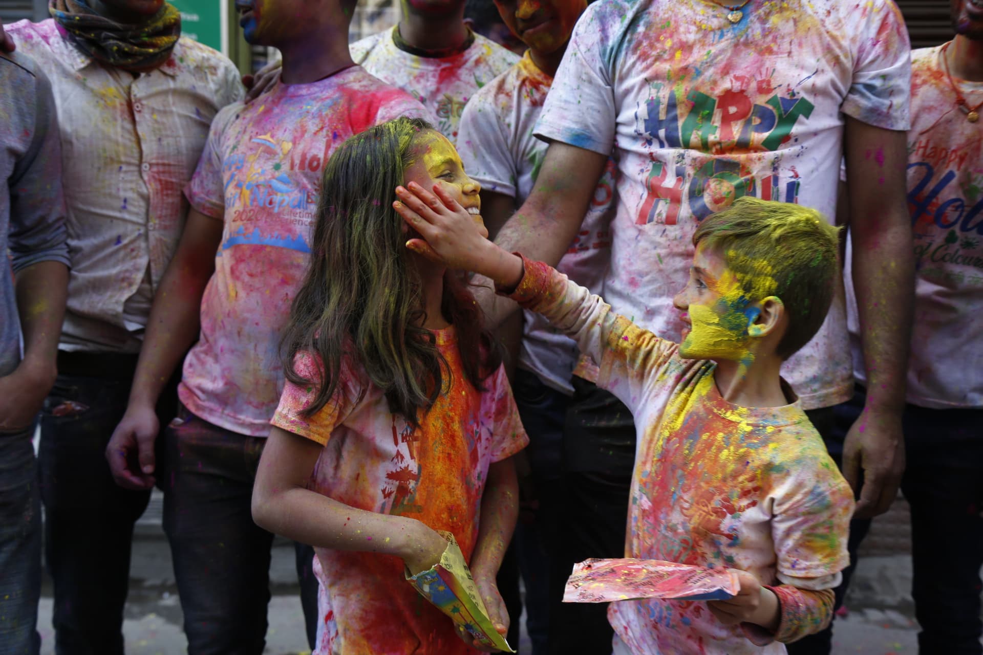 Holi, festival of colours, being celebrated today (With photos)