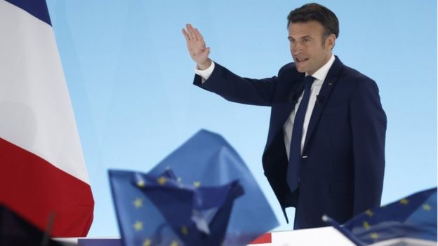 French elections: Macron and Le Pen to fight for presidency