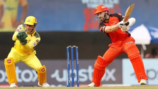 SRH cruise to eight-wicket win, CSK sink to 4th consecutive defeat