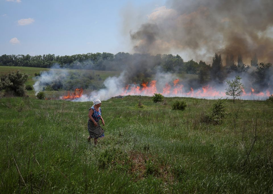 Ukrainians left with one way out of Sievierodonetsk as fierce fighting rages