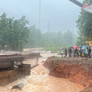 Floods sweep away diversion in Nawalpur, East-West Highway obstructed