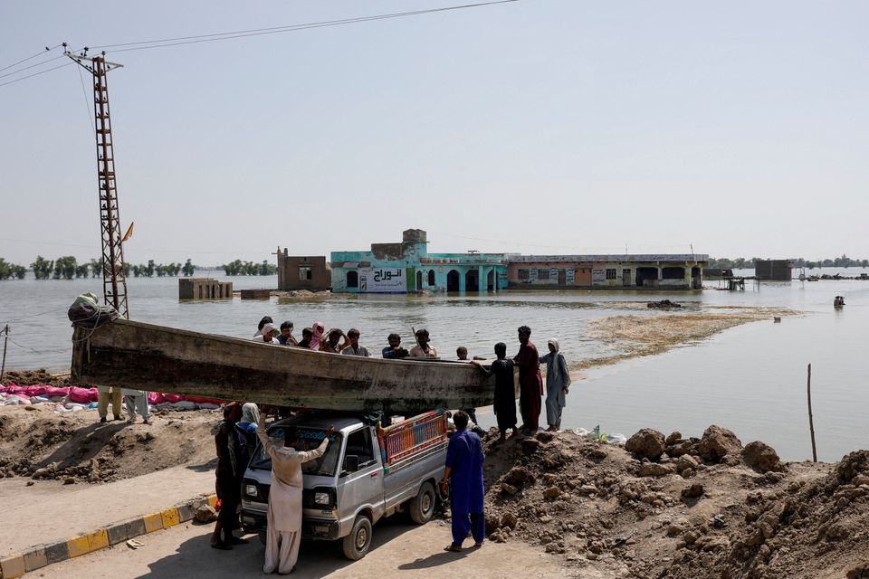 Pakistan rescues 2,000 from floods as UN warns on child deaths