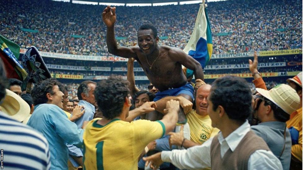 Pele: Brazil football legend dies aged 82