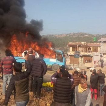 Bus hit kills 8yo girl in Bhakundebesi, Irate locals set bus on fire