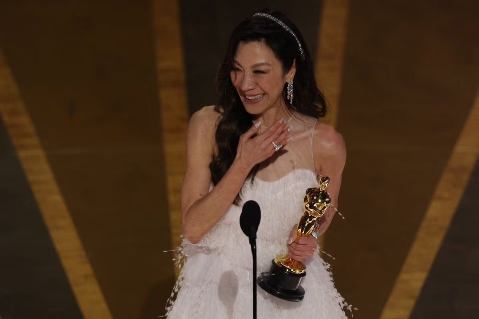 Michelle Yeoh wins best actress Oscar for ‘Everything Everywhere All at Once’