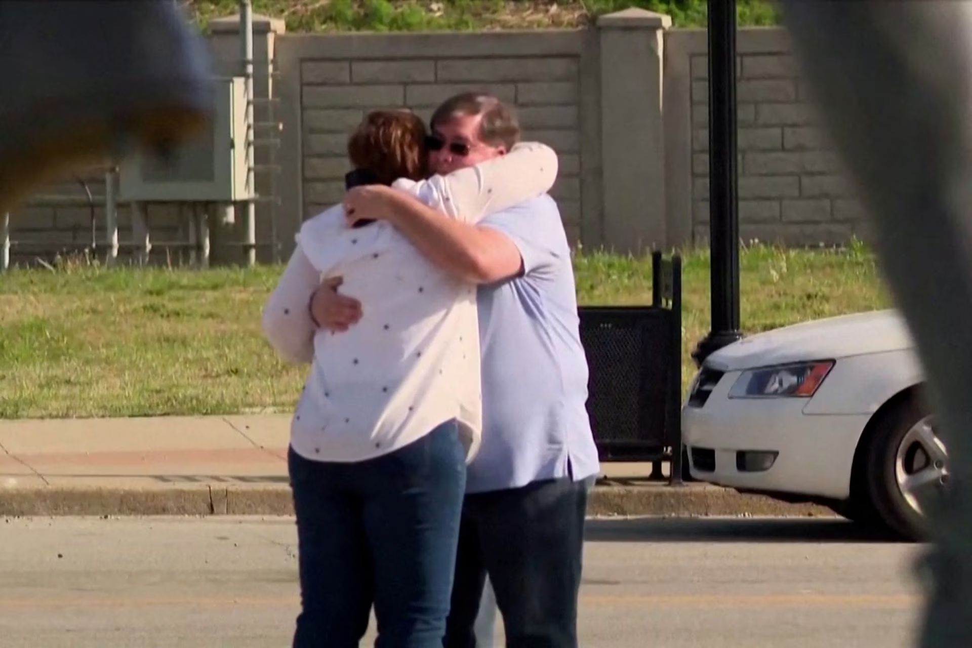 Bank worker kills five co-workers in Louisville, Kentucky shooting