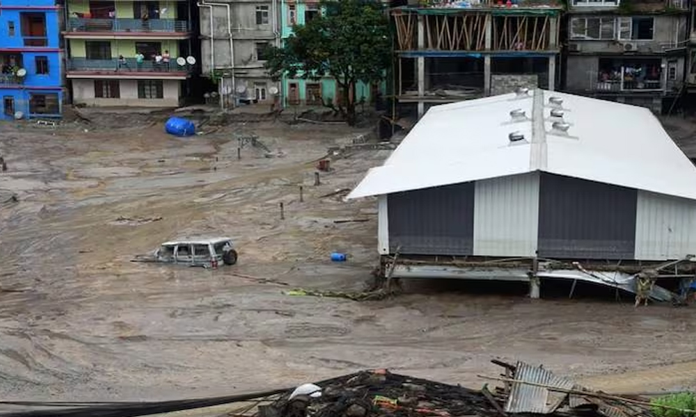 Five Nepalis missing in Sikkim floods come into contact
