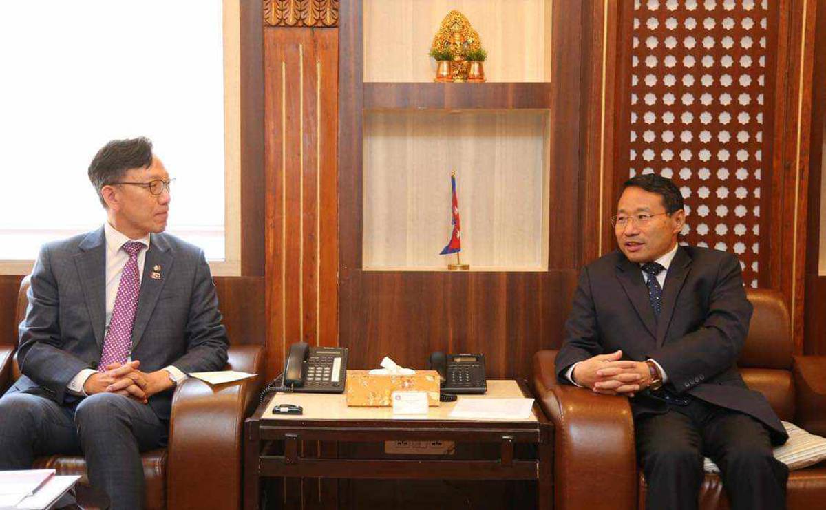 South Korean envoy calls on Finance Minister