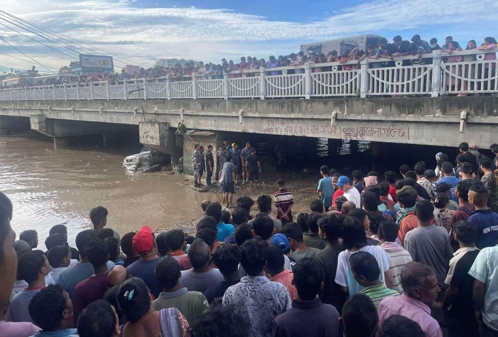 Man dies after being swept away by Balkhu river