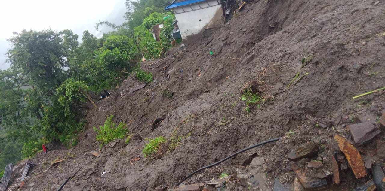 8 die, 2 missing in Baglung landslides