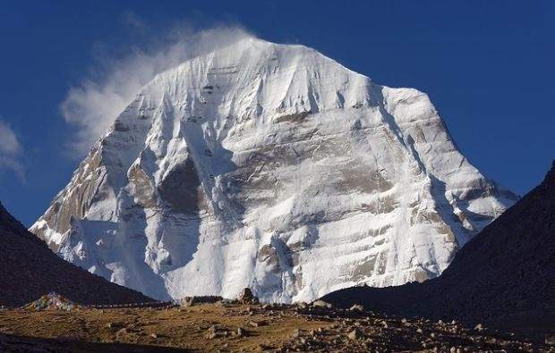 Pilgrims heading towards Kailash Manasarovar stranded