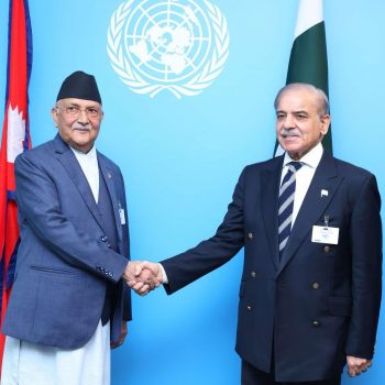 PM Oli meets with his Pakistani counterpart Sharif