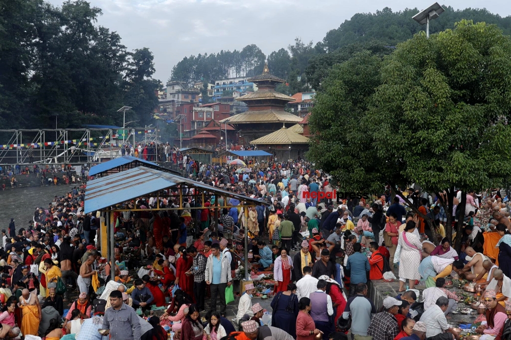 Kushe Aunshi, Father’s Day being observed across the country (With photos)