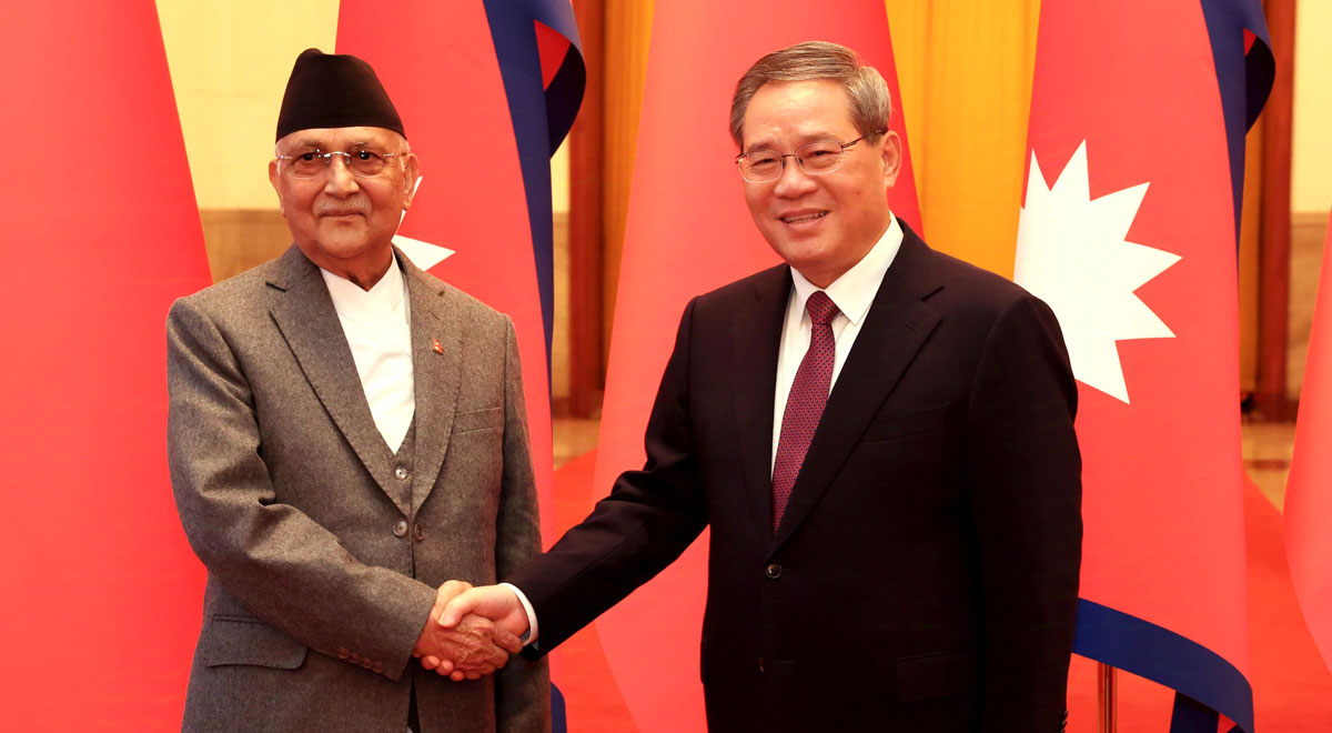 Chinese Premier Li welcomes PM Oli in Beijing